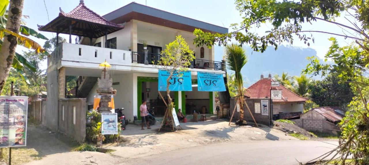 Giri Swari Homestay Sidemen  Εξωτερικό φωτογραφία